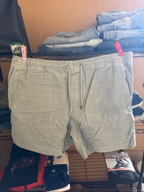 Men’s shorts!